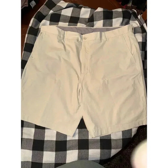VINEYARD VINES ON THE GO SHORTS size 40 - Picture 1 of 4